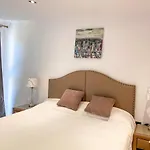New Modern Deluxe In Kallithea