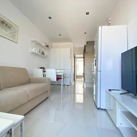 New Modern Deluxe In Kallithea Апартаменты Kallithea (Chalkidiki)