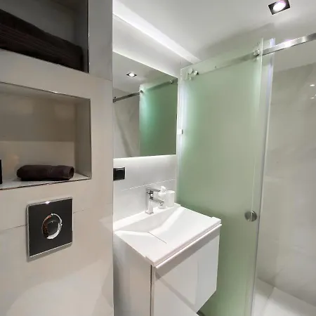 New Modern Deluxe In Kallithea Апартаменты Kallithea (Chalkidiki)