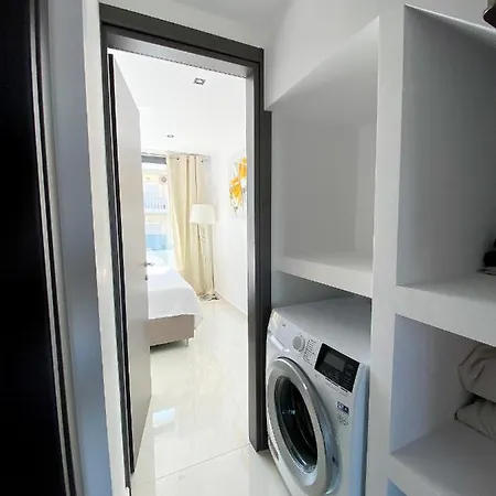 New Modern Deluxe In Kallithea
