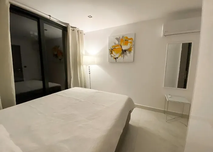 New Modern Deluxe In Kallithea * Kallithea (Chalkidiki)