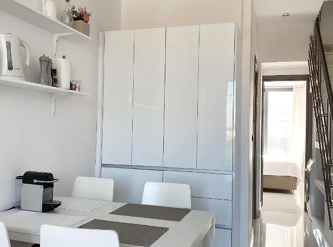 아파트 New Modern Deluxe In Kallithea *